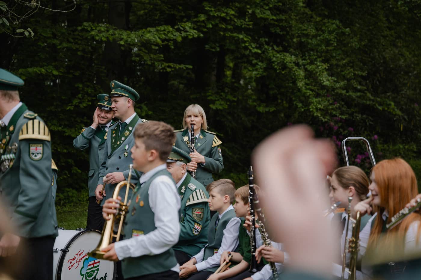 Nachwuchsmusikerinnen und -musiker der Blaskapelle Hövelriege